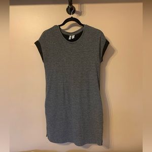 Grey T-shirt Dress with pockets